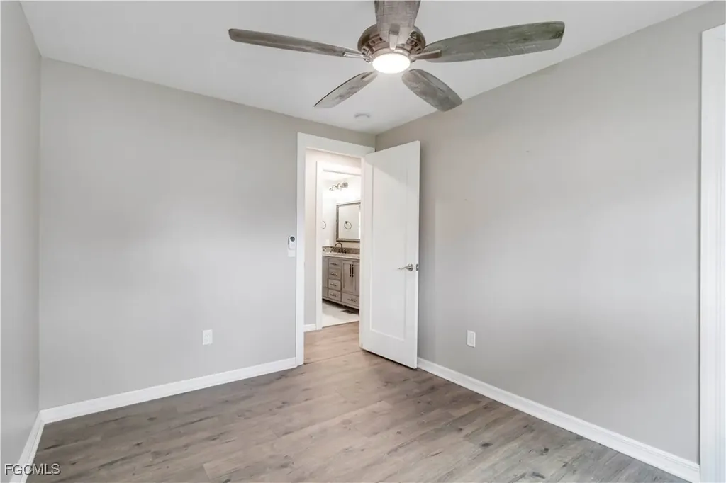 24 Williamsburg Way Fort Myers FL 33908