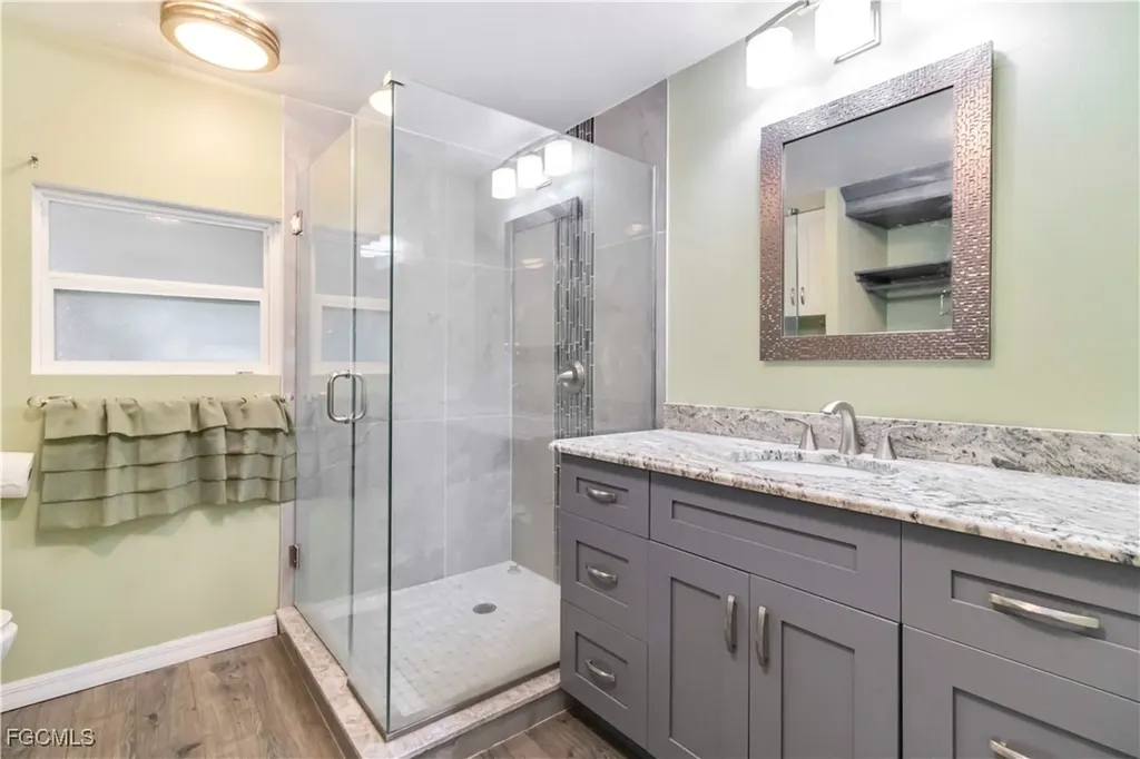 24 Williamsburg Way Fort Myers FL 33908