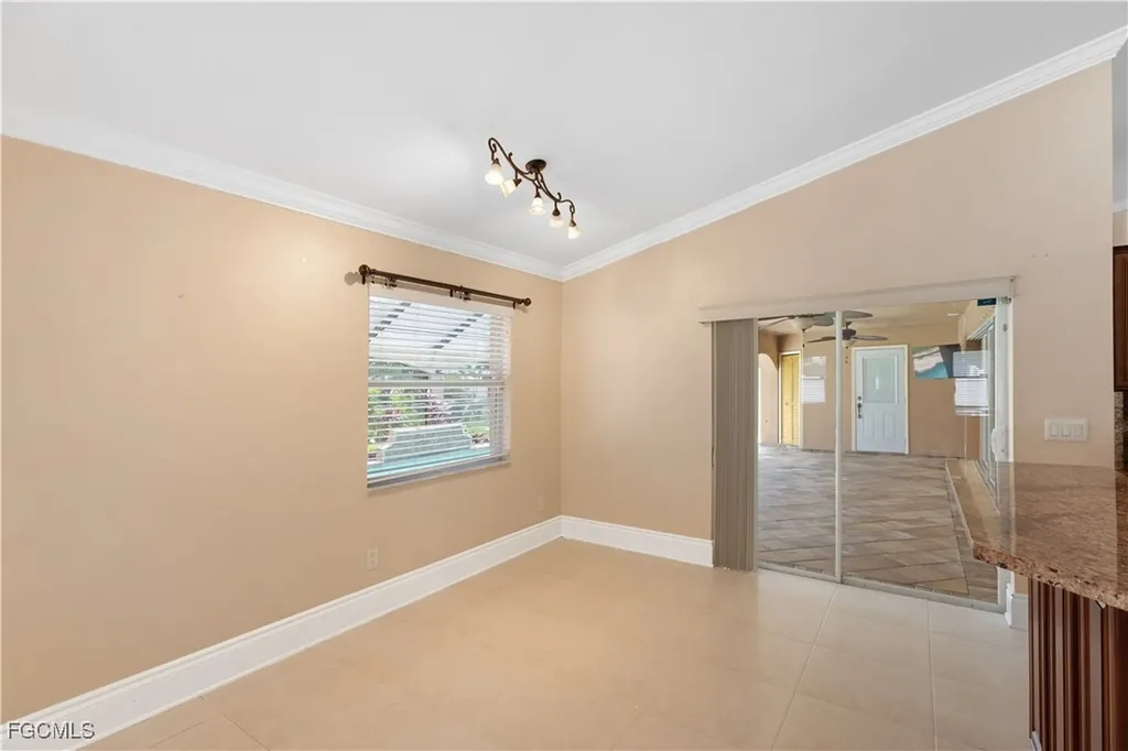 329 NE 9th Street Cape Coral FL 33909