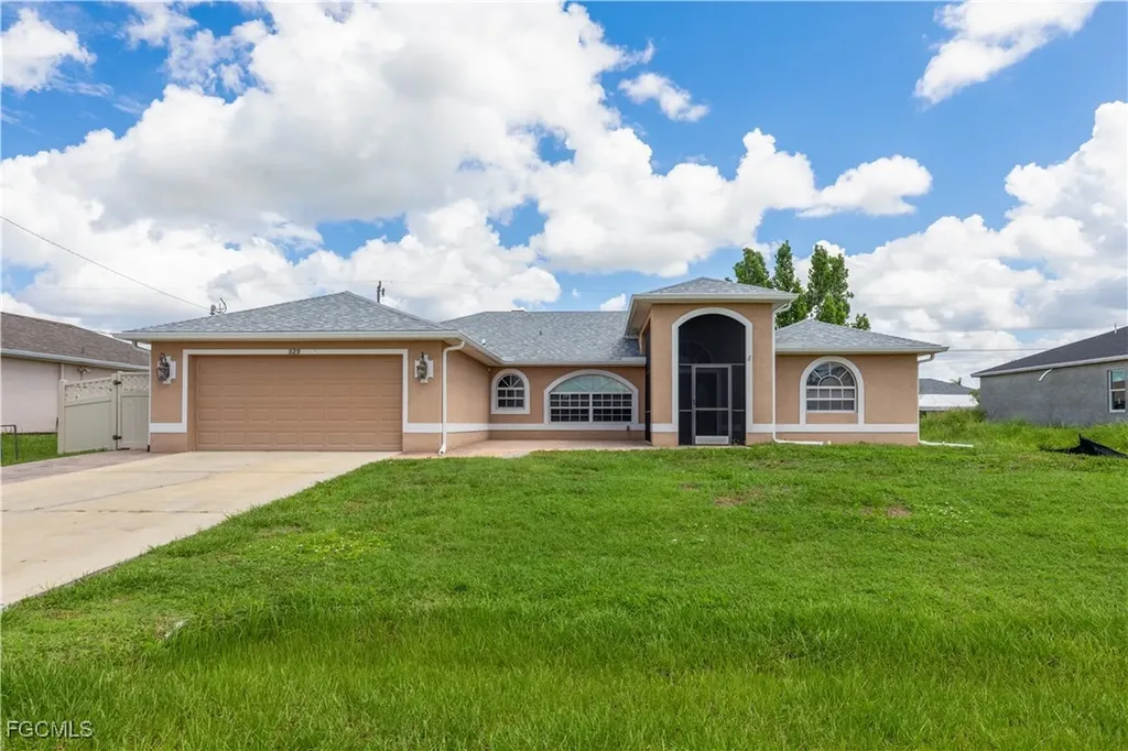 329 NE 9th Street Cape Coral FL 33909