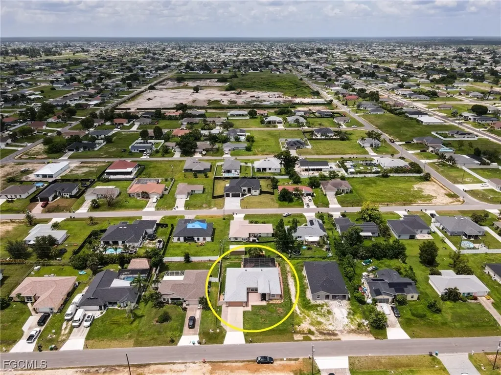 329 NE 9th Street Cape Coral FL 33909
