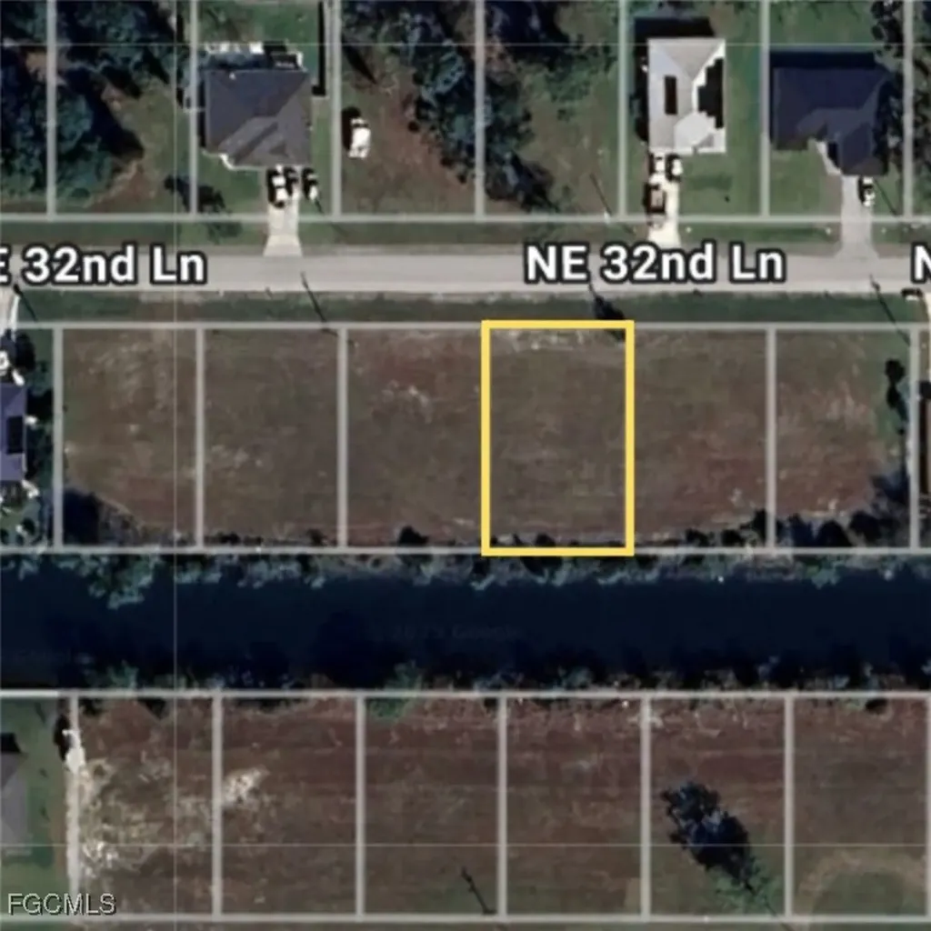 1112 NE 32nd Lane Cape Coral FL 33909