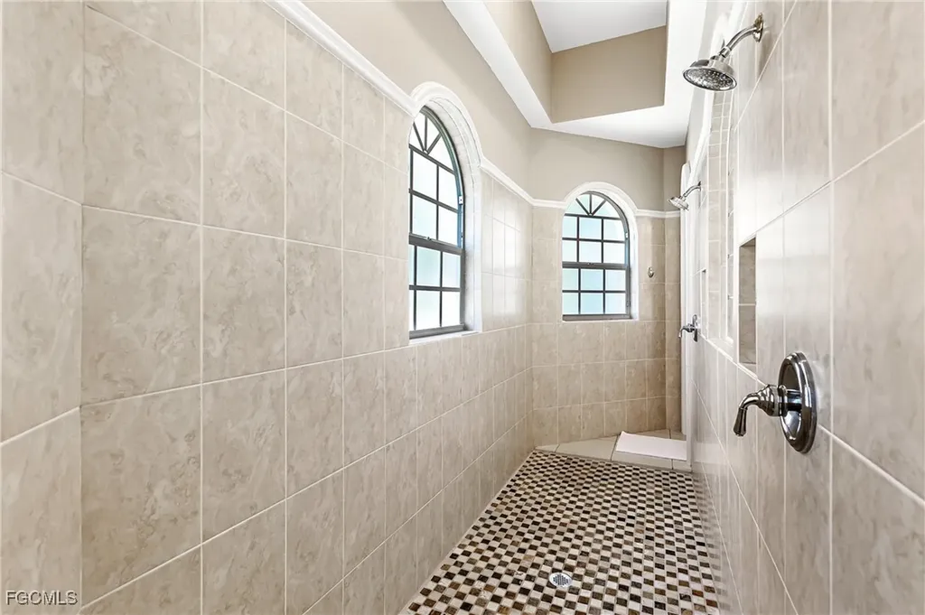 2817 SW 42nd Lane Cape Coral FL 33914