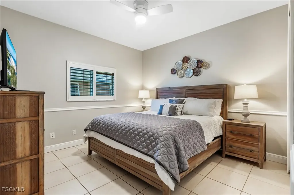 2817 SW 42nd Lane Cape Coral FL 33914