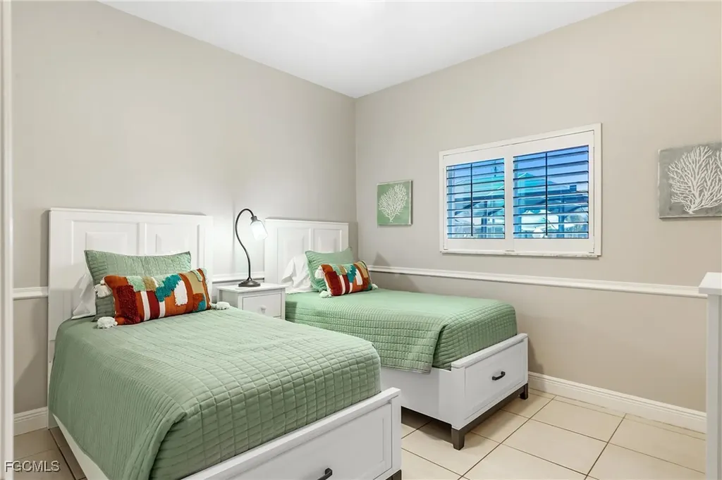 2817 SW 42nd Lane Cape Coral FL 33914