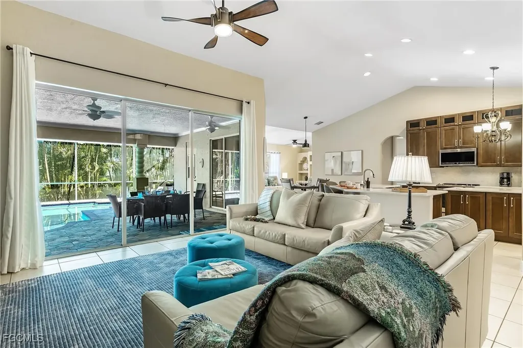 2817 SW 42nd Lane Cape Coral FL 33914