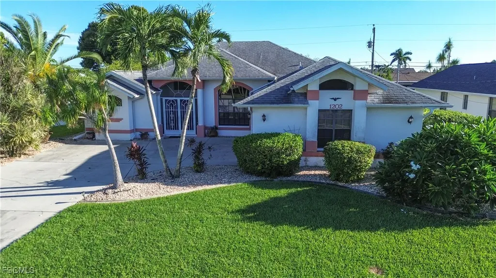1202 SE 21st Street Cape Coral FL 33990