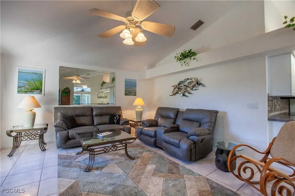 1202 SE 21st Street Cape Coral FL 33990