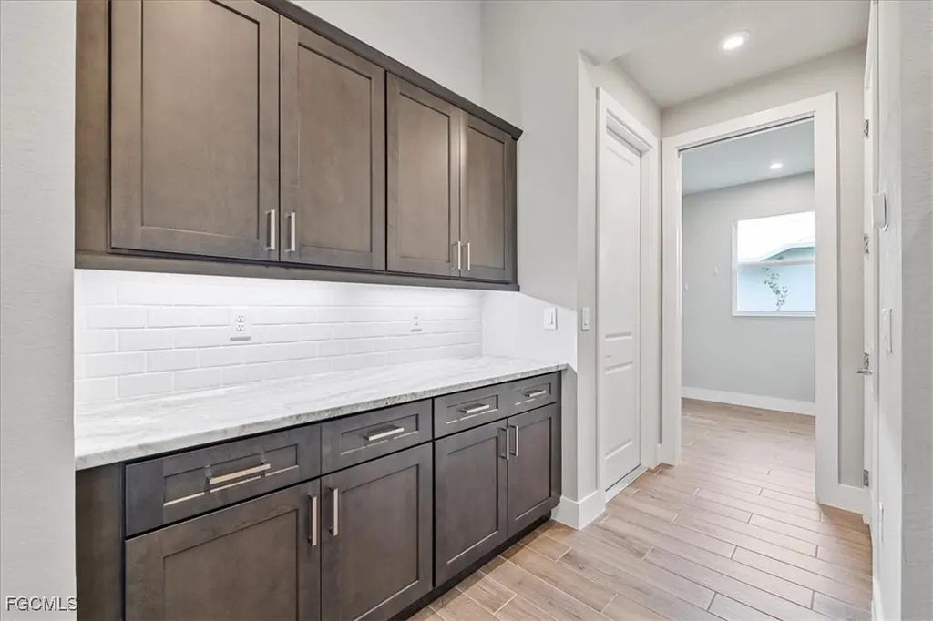 1142 SW 15th Street Cape Coral FL 33991