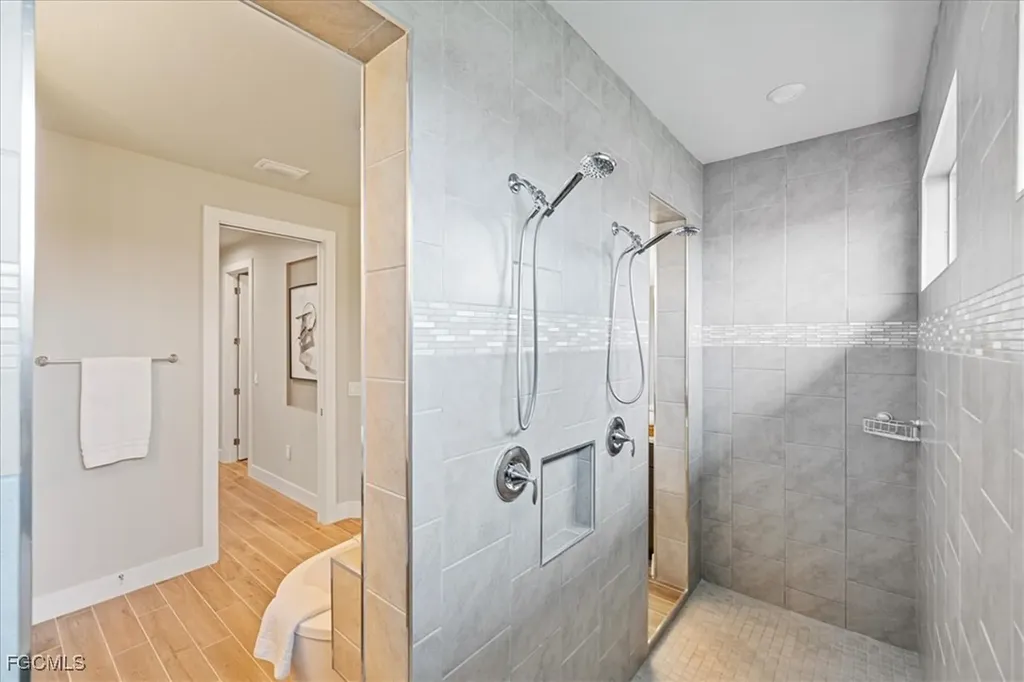 1142 SW 15th Street Cape Coral FL 33991