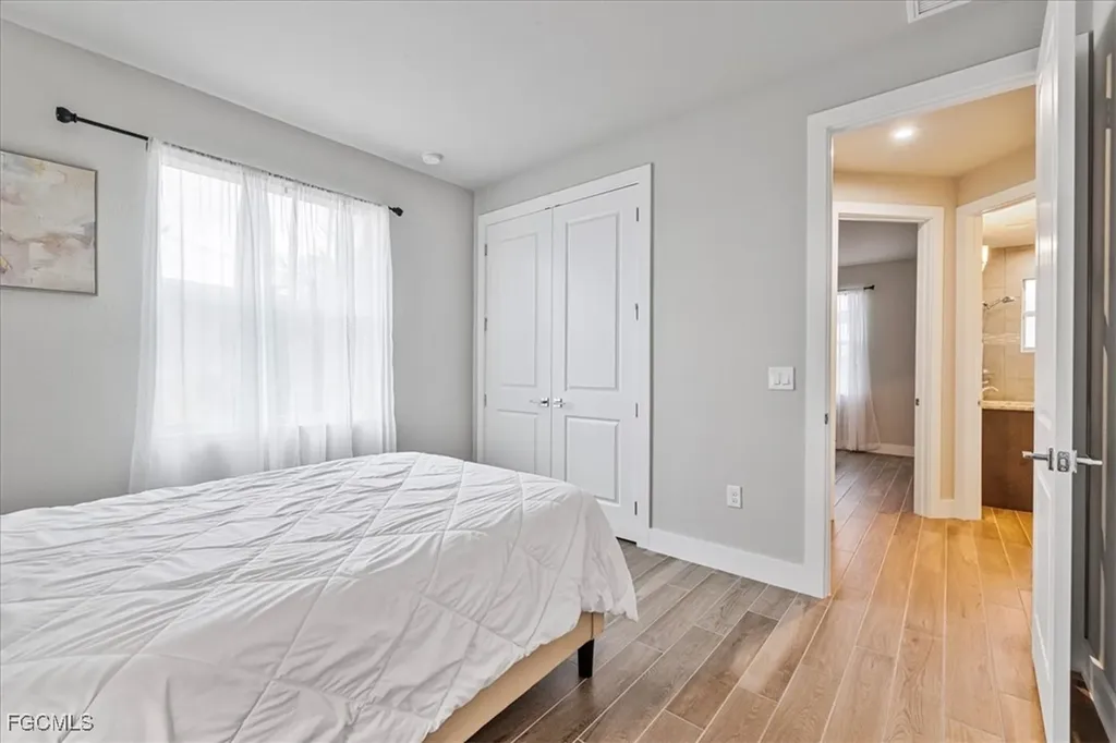 1142 SW 15th Street Cape Coral FL 33991