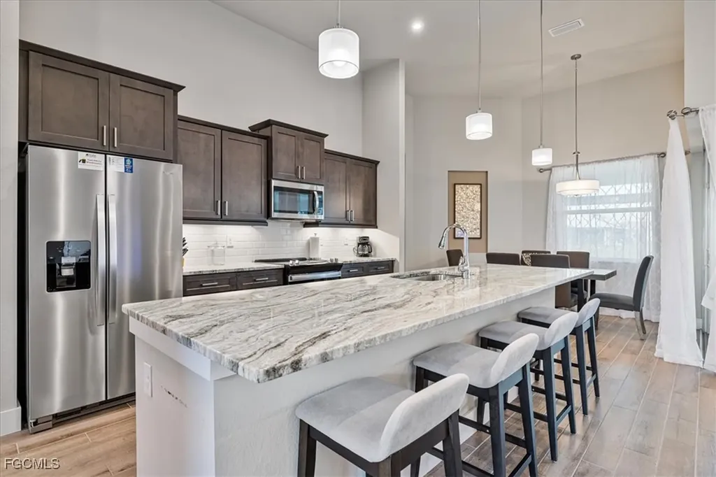 1142 SW 15th Street Cape Coral FL 33991