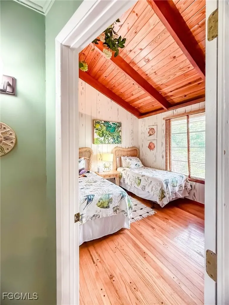 140 Mourning Dove Drive Upper Captiva FL 33924