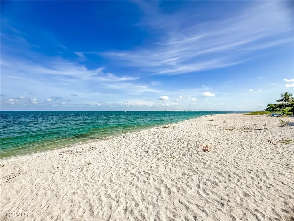 140 Mourning Dove Drive Upper Captiva FL 33924