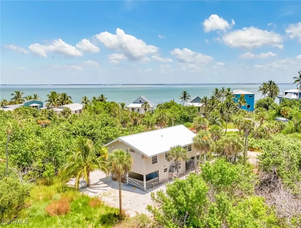 140 Mourning Dove Drive Upper Captiva FL 33924