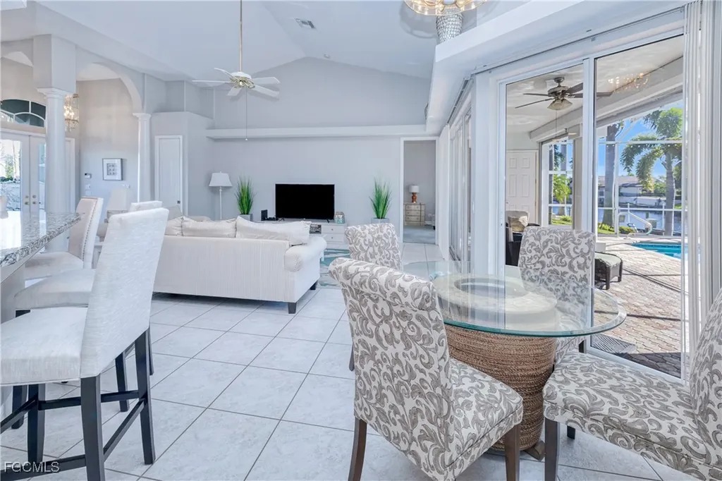 3514 SE 17th Place Cape Coral FL 33904