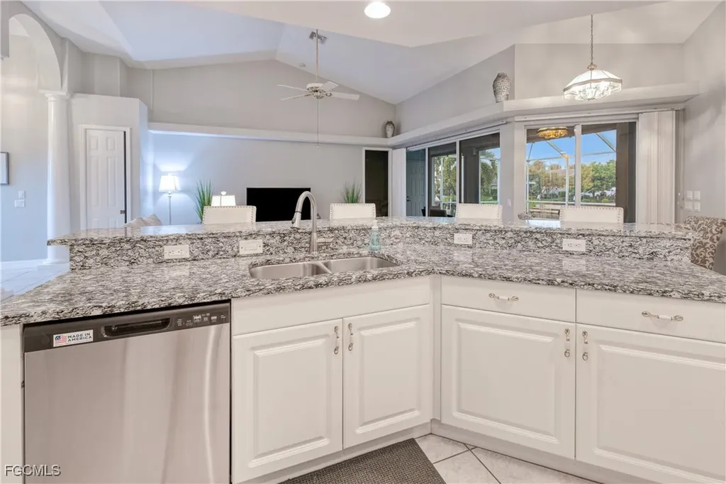 3514 SE 17th Place Cape Coral FL 33904