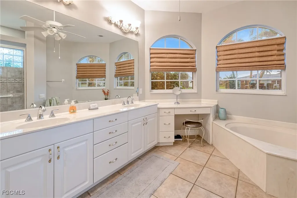 3514 SE 17th Place Cape Coral FL 33904