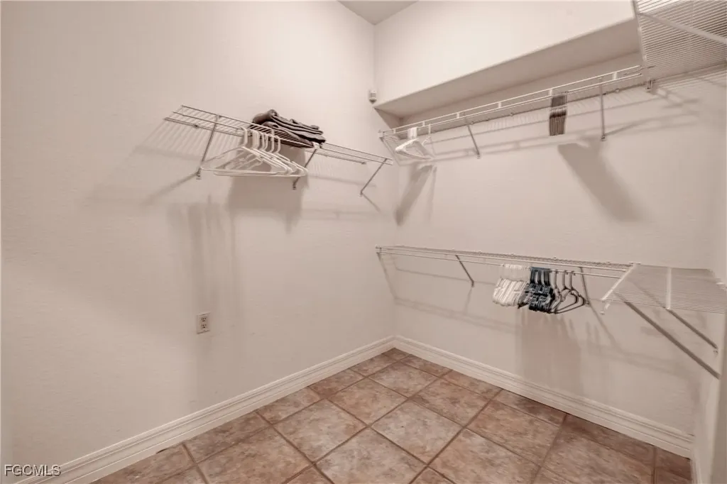 3514 SE 17th Place Cape Coral FL 33904