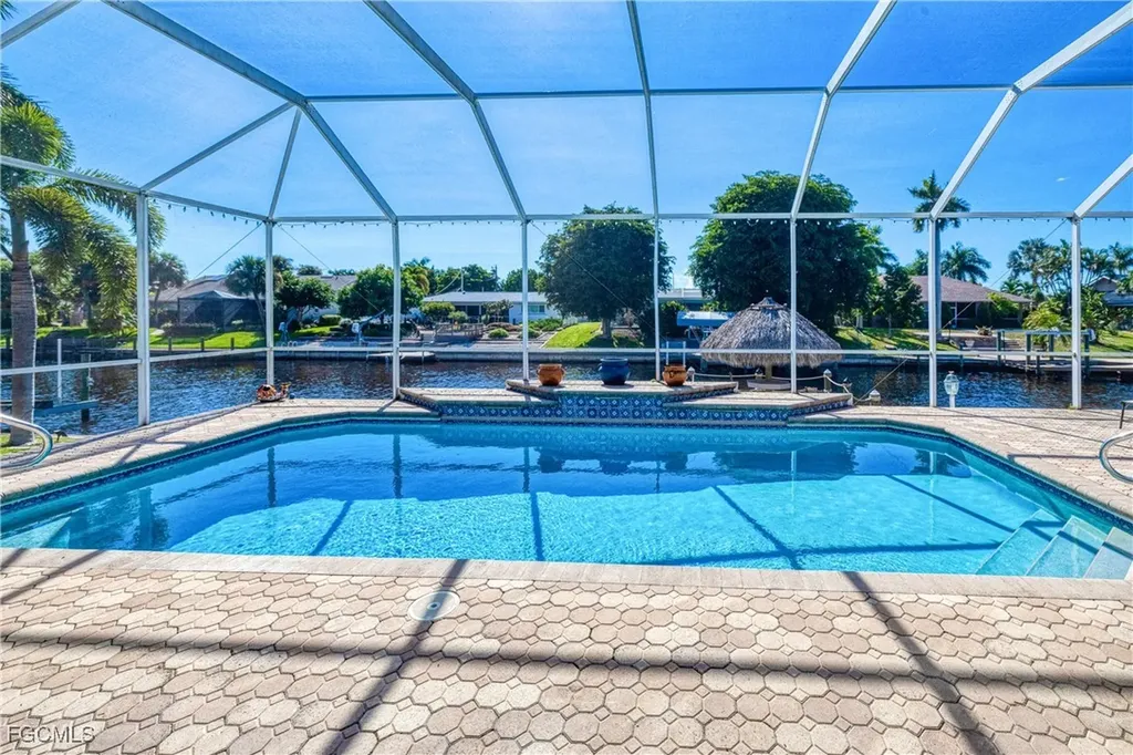 3514 SE 17th Place Cape Coral FL 33904