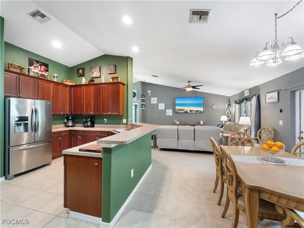 2817 Gleason Parkway Cape Coral FL 33914