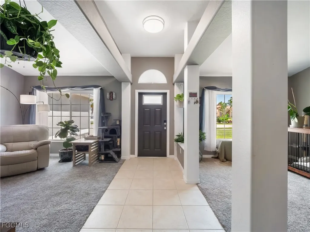 2817 Gleason Parkway Cape Coral FL 33914