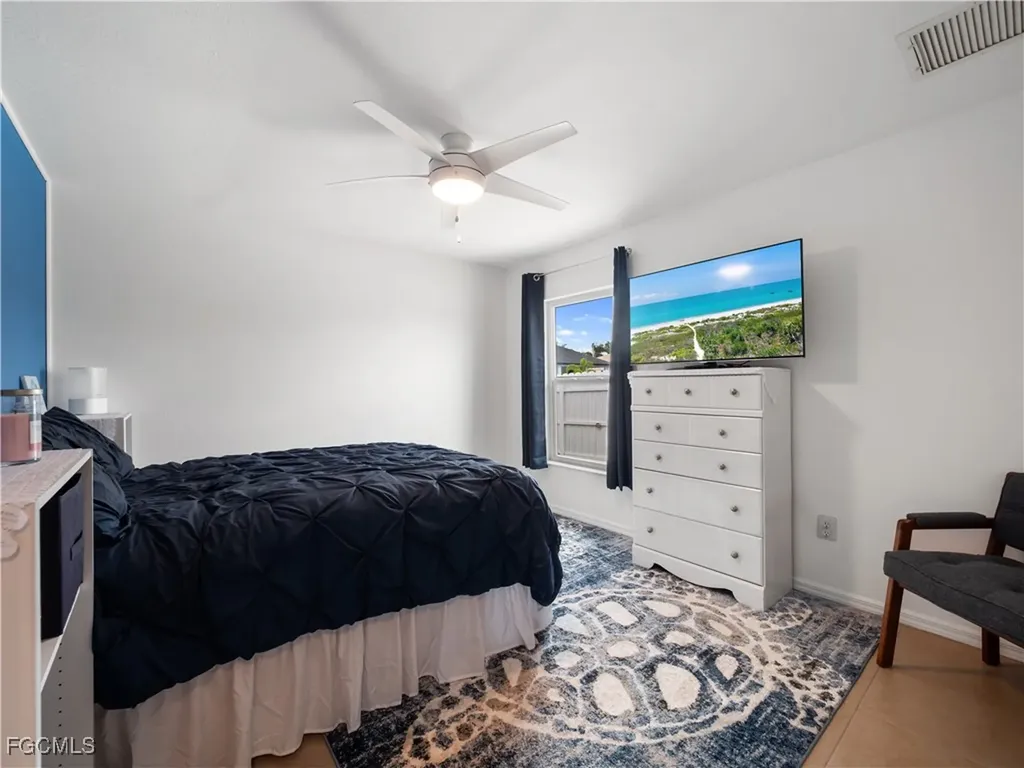 2817 Gleason Parkway Cape Coral FL 33914