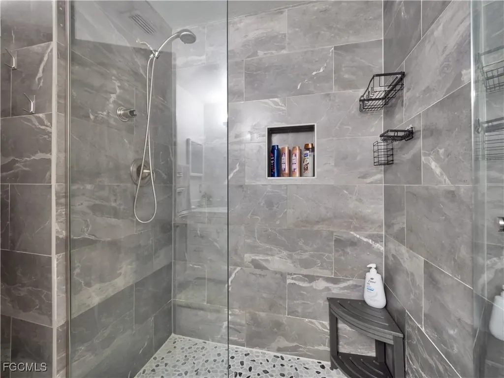 2817 Gleason Parkway Cape Coral FL 33914