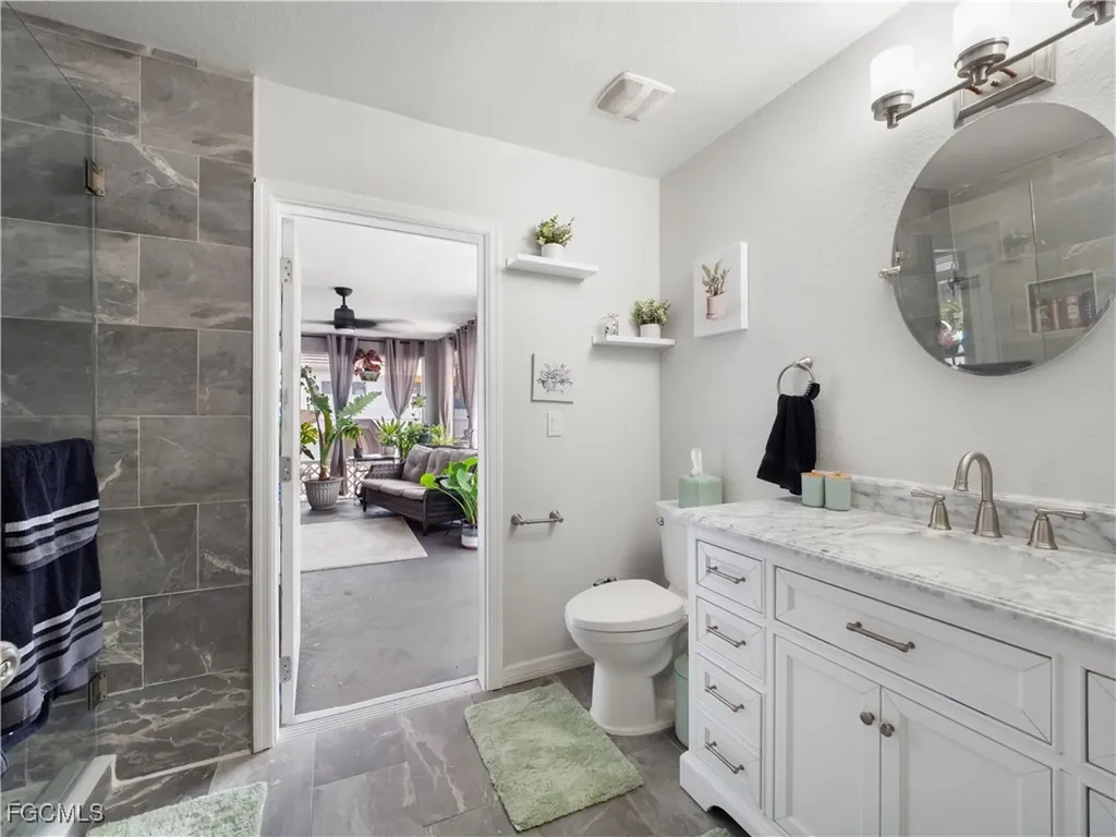 2817 Gleason Parkway Cape Coral FL 33914