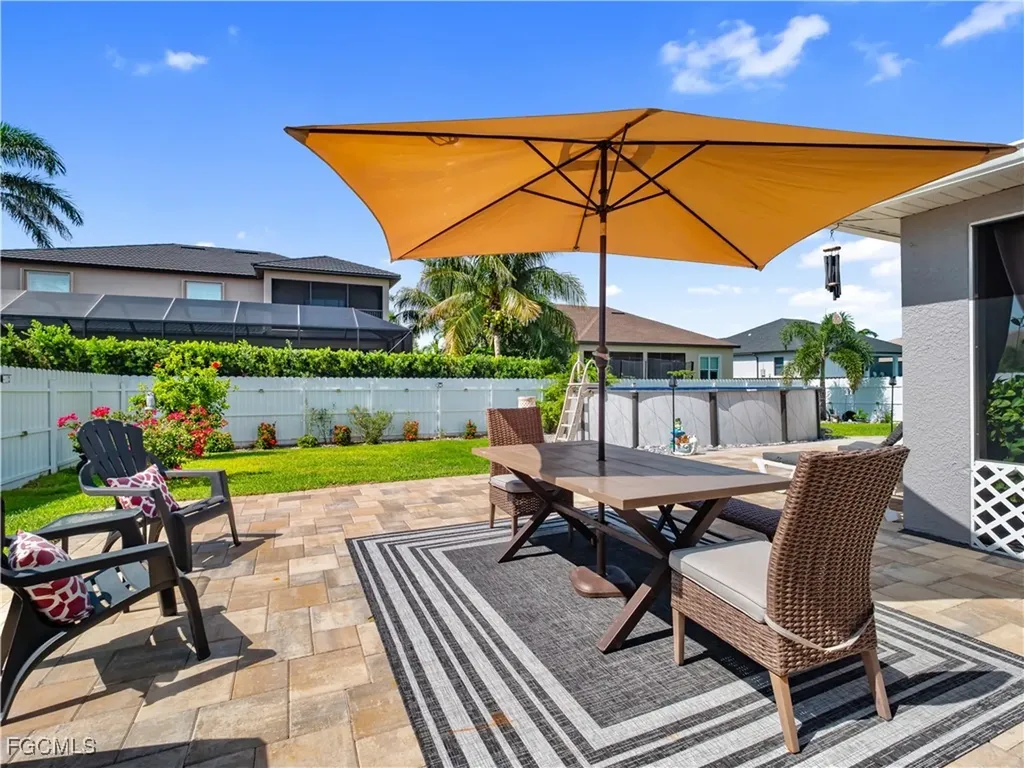 2817 Gleason Parkway Cape Coral FL 33914