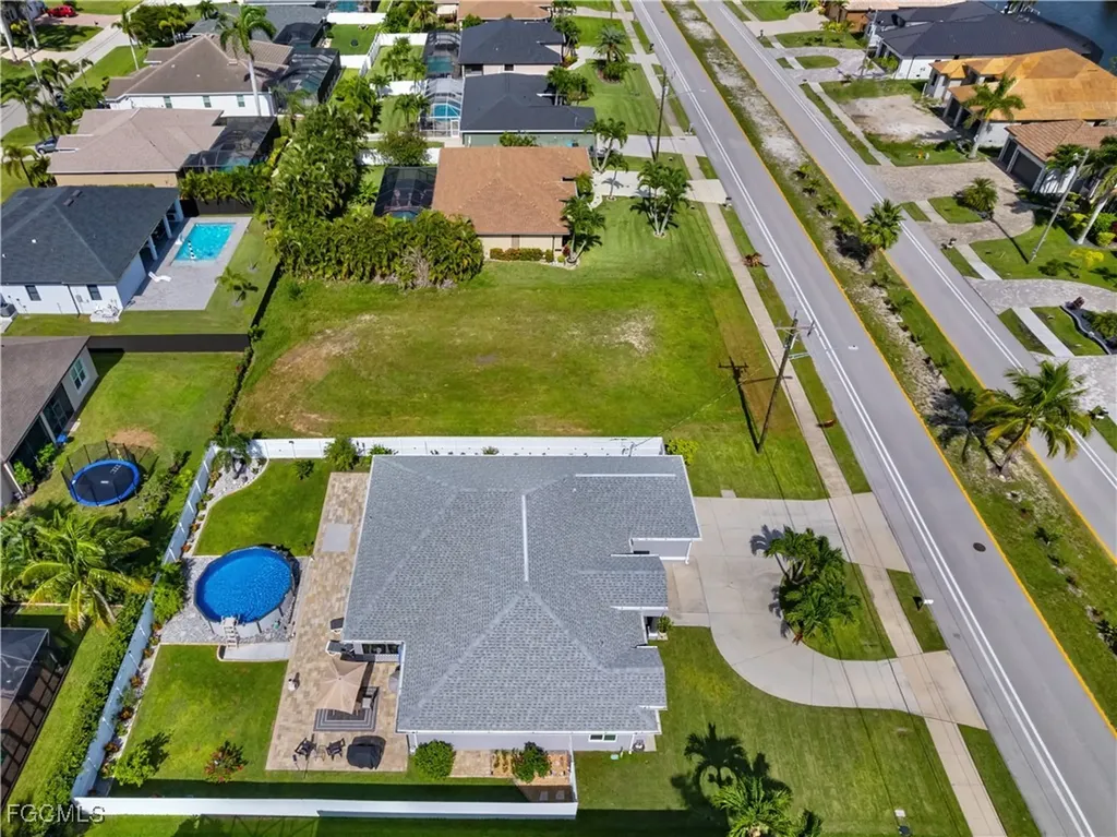 2817 Gleason Parkway Cape Coral FL 33914