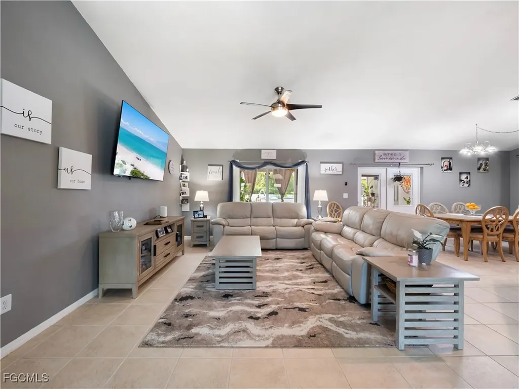 2817 Gleason Parkway Cape Coral FL 33914