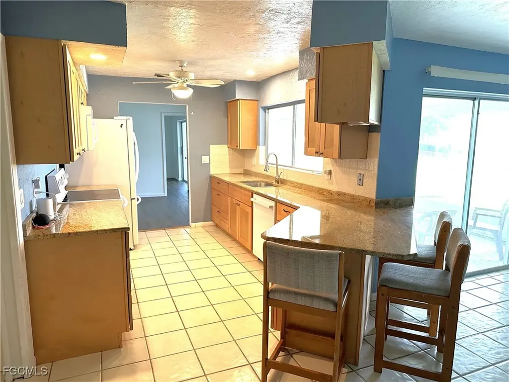 5146 Glade Court Cape Coral FL 33904