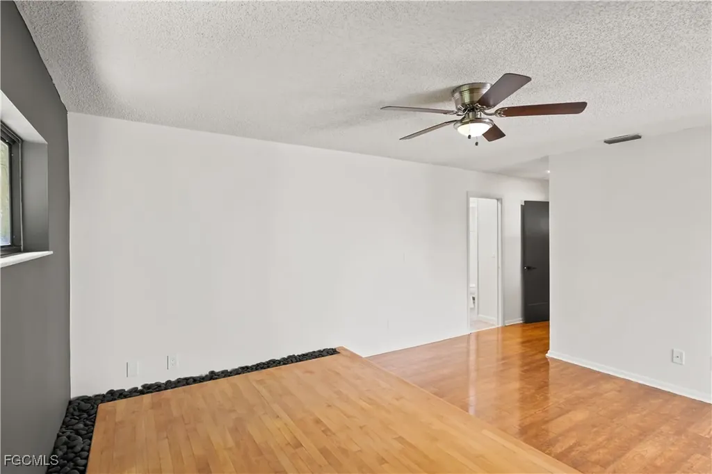 1321 Hancock Bridge Parkway Cape Coral FL 33990