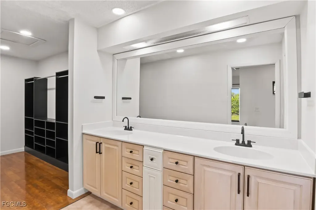 1321 Hancock Bridge Parkway Cape Coral FL 33990