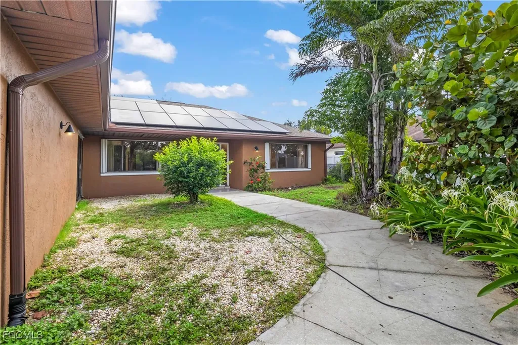 1321 Hancock Bridge Parkway Cape Coral FL 33990