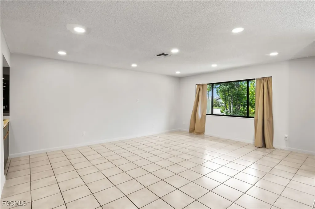 1321 Hancock Bridge Parkway Cape Coral FL 33990