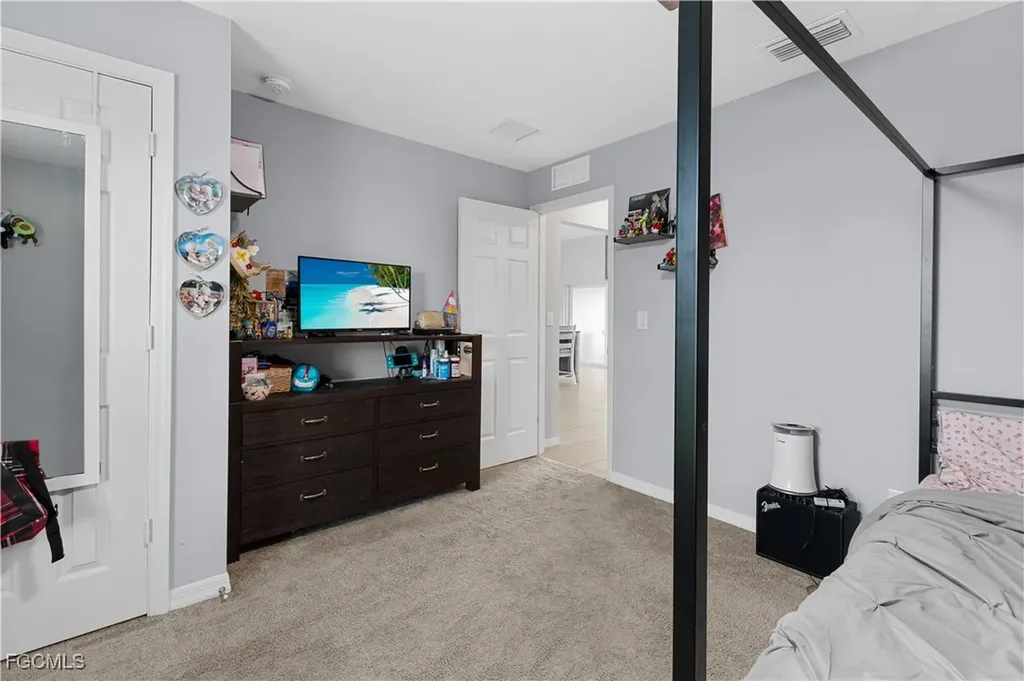 834 NE Van Loon Lane Cape Coral FL 33909