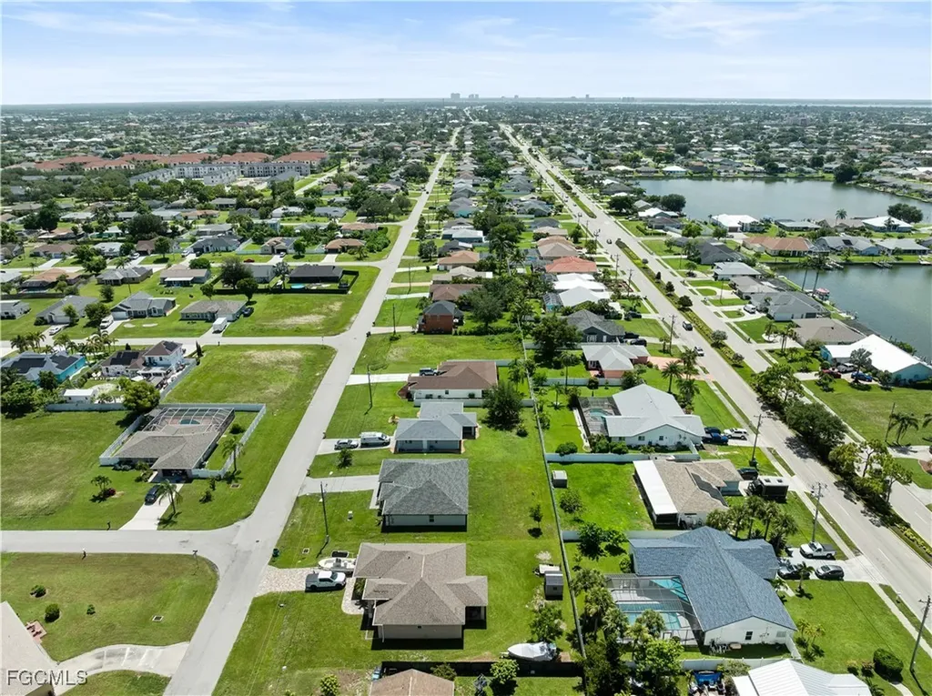 834 NE Van Loon Lane Cape Coral FL 33909