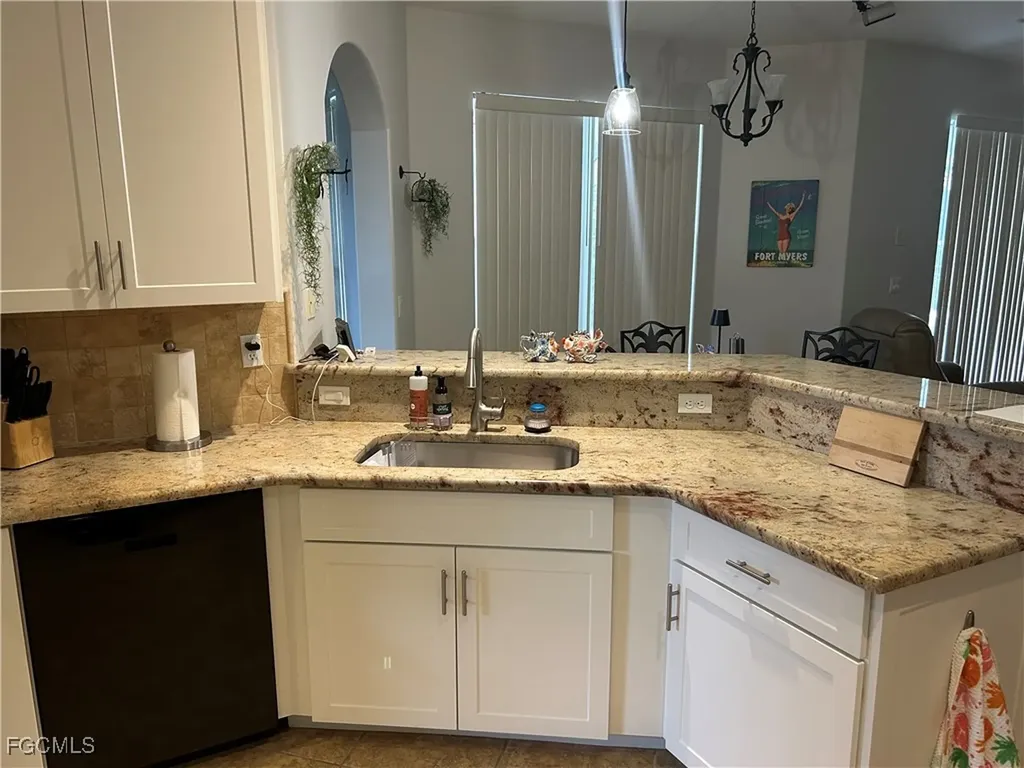 16055 Cutters Court Fort Myers FL 33908