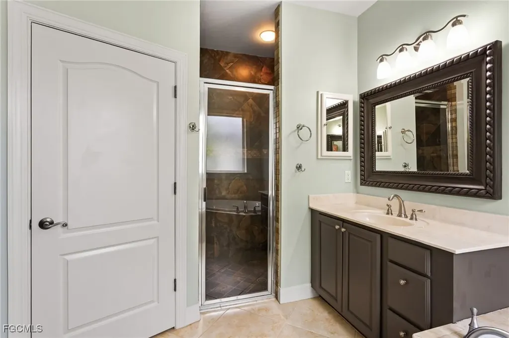 18464 Olive Road Fort Myers FL 33967