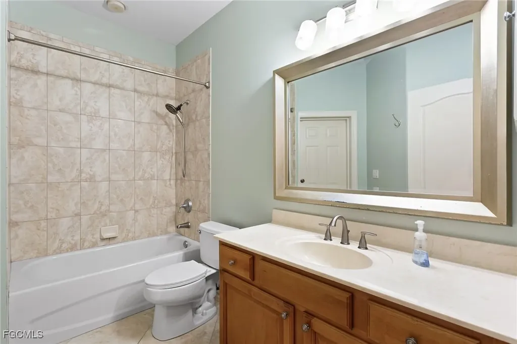 18464 Olive Road Fort Myers FL 33967