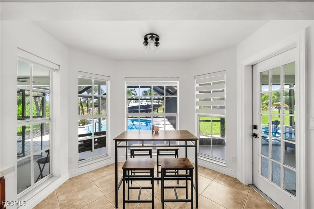 3275 Sand Road Cape Coral FL 33993