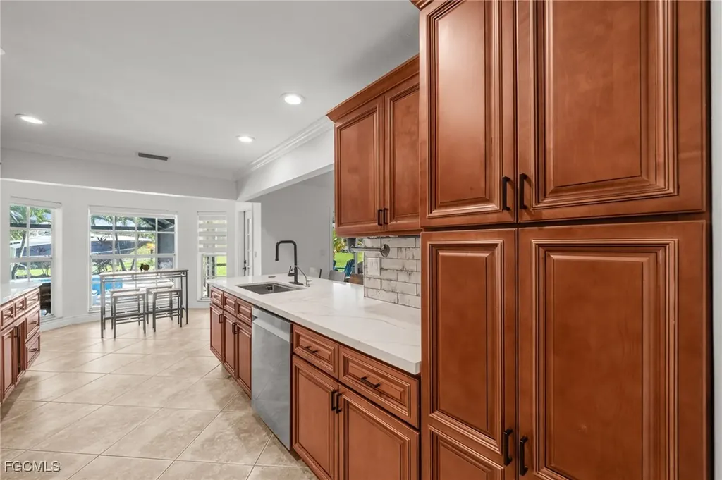 3275 Sand Road Cape Coral FL 33993