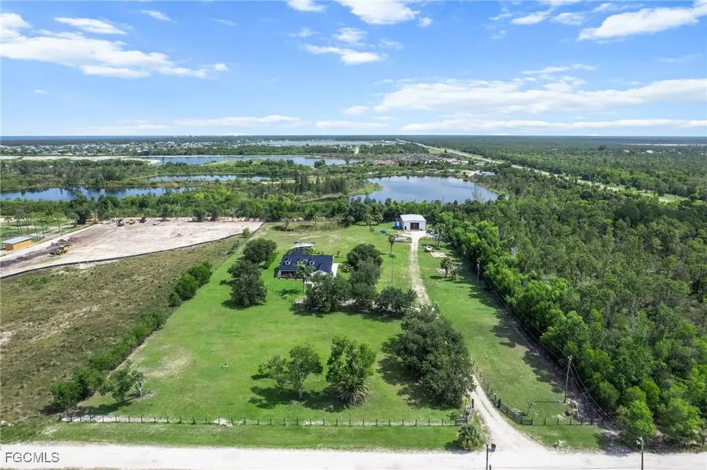 3275 Sand Road Cape Coral FL 33993