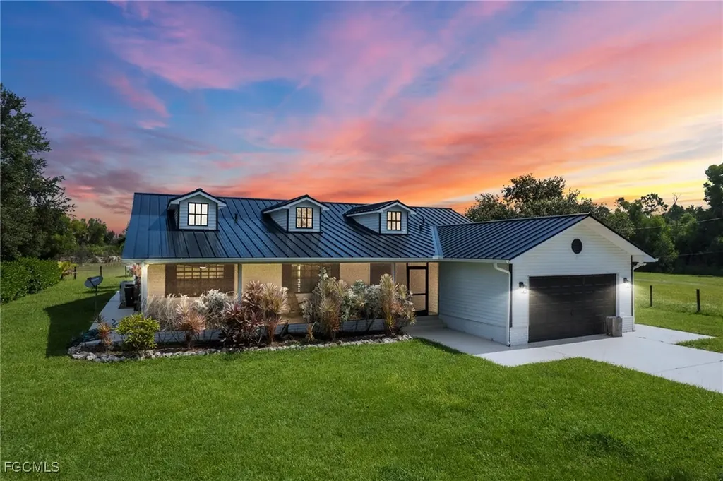 3275 Sand Road Cape Coral FL 33993