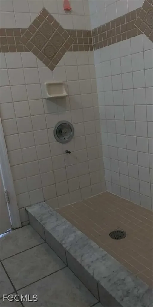 1421 SE 14th Terrace Cape Coral FL 33990