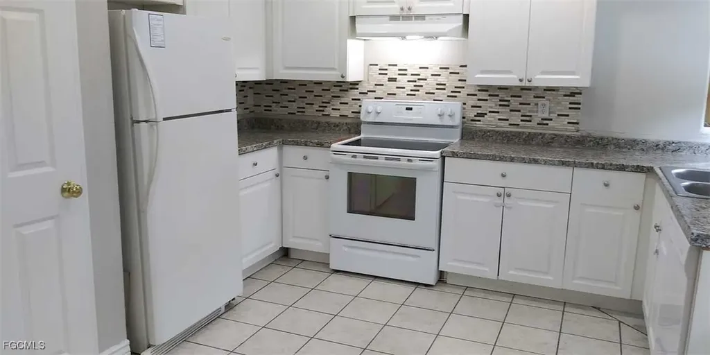 1421 SE 14th Terrace Cape Coral FL 33990