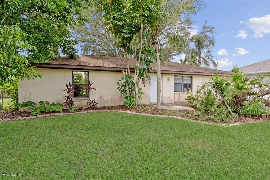 8148 San Carlos Boulevard Fort Myers FL 33967
