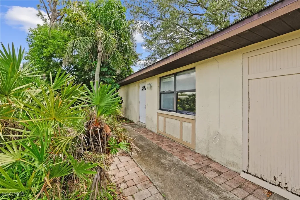 8148 San Carlos Boulevard Fort Myers FL 33967